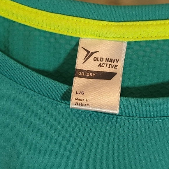 Old Navy in Women's active top Sz Large - Picture 2 of 5